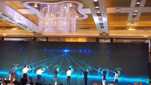 张磊谈物流行业下半场：通过技术和数据提升效率.jpg